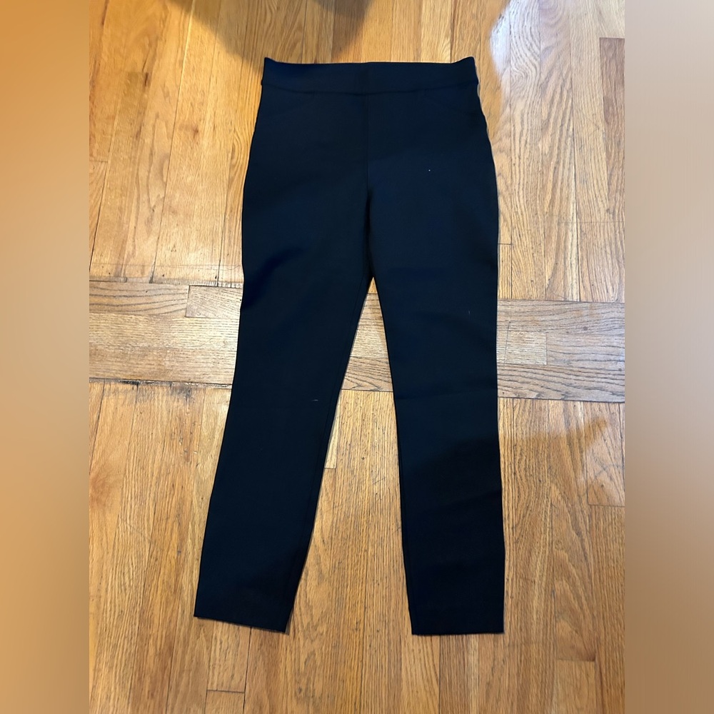 Like new Spanx black leggings size Large!
